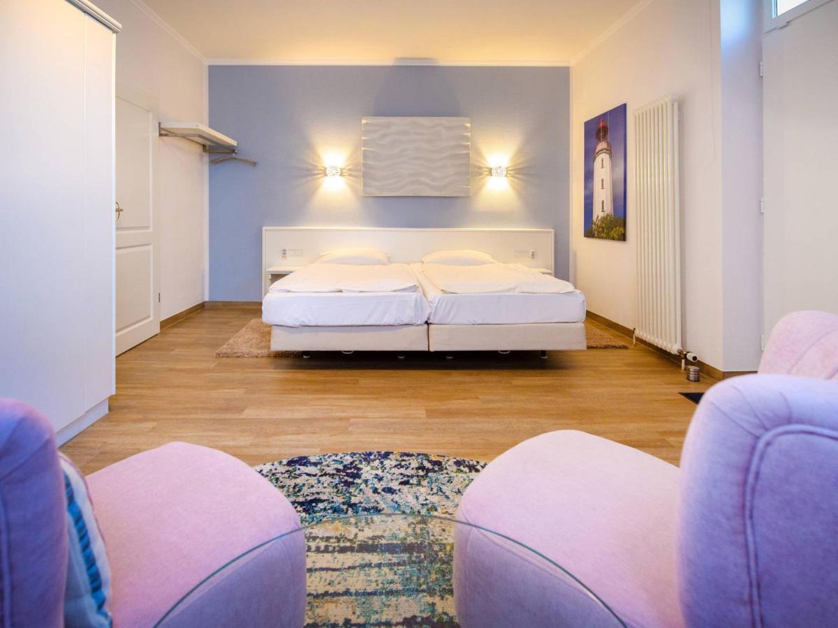 Mit Meerblick, 1 Schlafzimmer Und Balkon Sv 606 * Ostseebad Binz